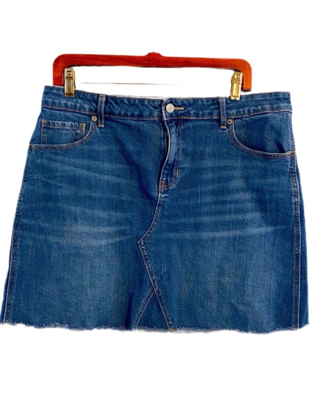 Old Navy Blue Jean Raw Hem Mid Rise Skirt Size 12